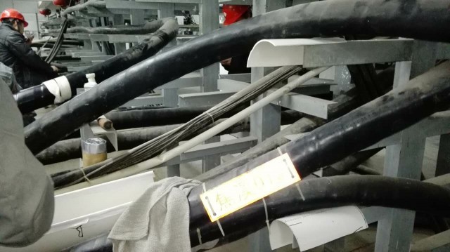 改造老式变电站墙体渗水防水防火封堵